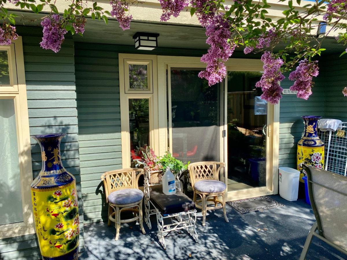 Villa Xanadu 世外桃源 Tsawwassen Exterior foto